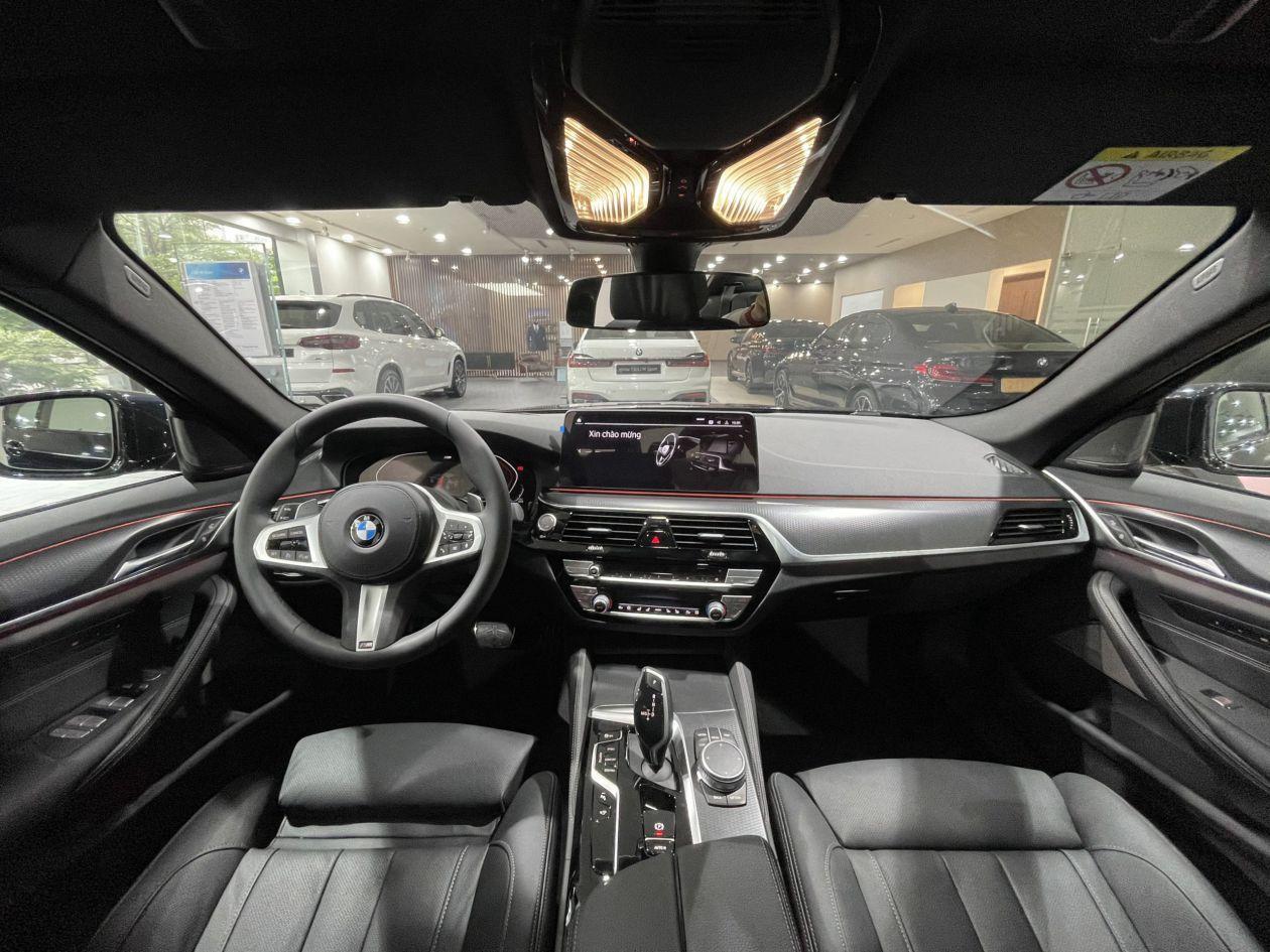 bmw-520i-msport-13